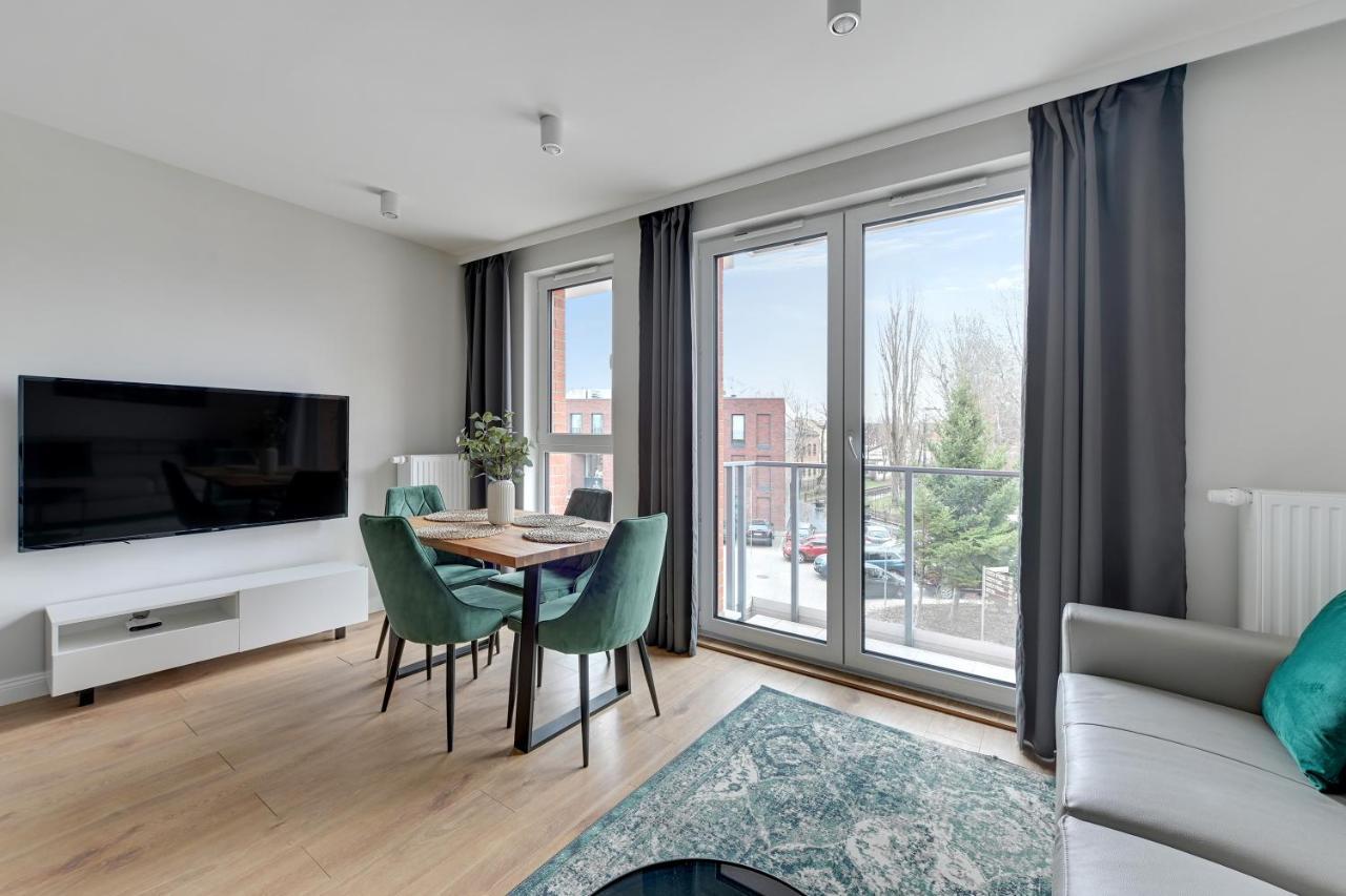 Aura 40 City Center By Downtown Apartments Гданск Екстериор снимка