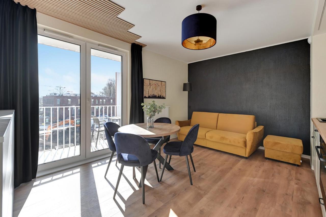 Aura 40 City Center By Downtown Apartments Гданск Екстериор снимка