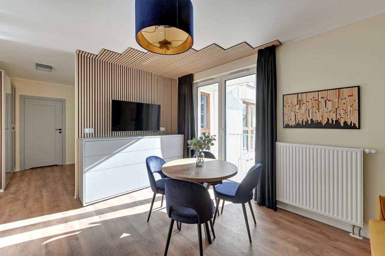 Aura 40 City Center By Downtown Apartments Гданск Екстериор снимка