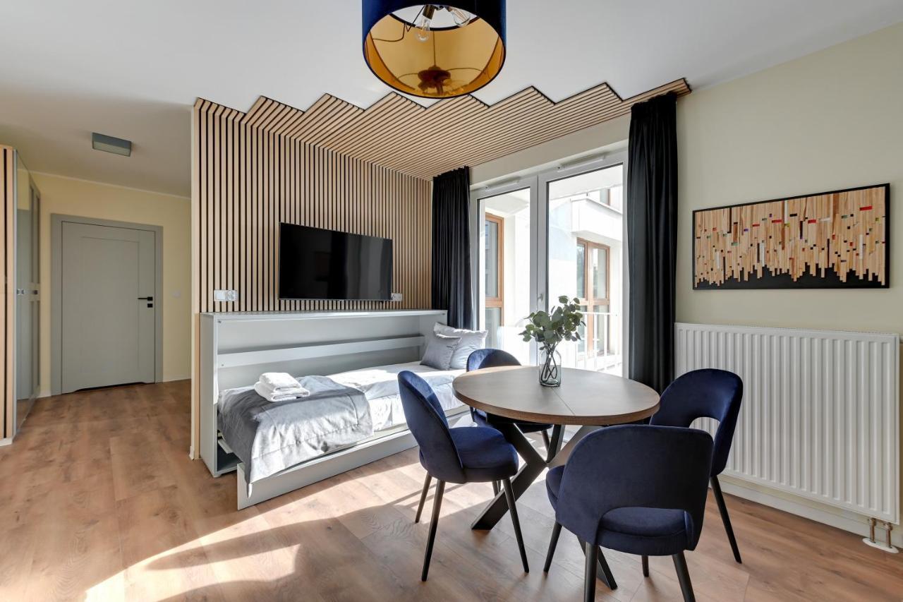 Aura 40 City Center By Downtown Apartments Гданск Екстериор снимка