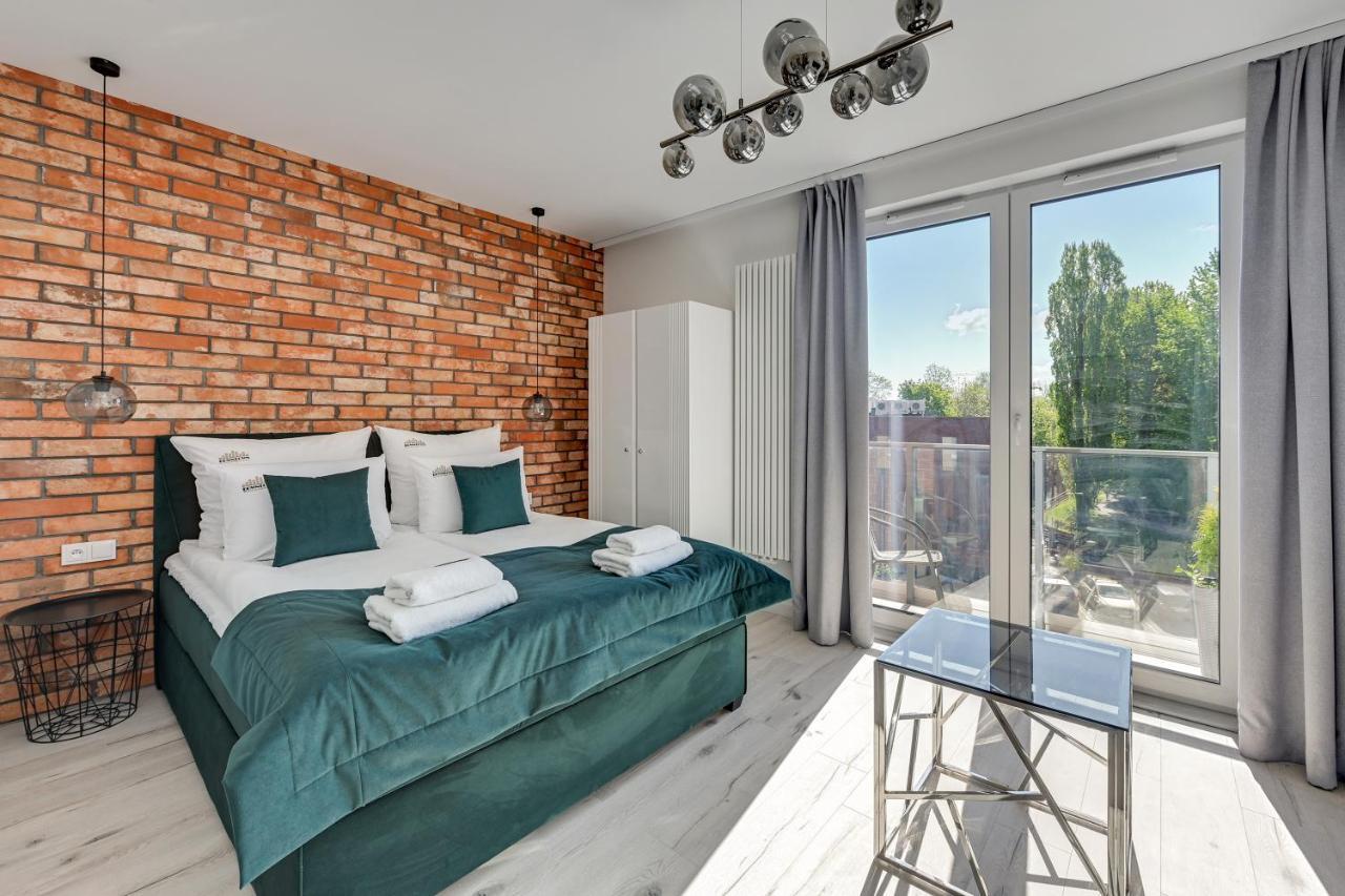 Aura 40 City Center By Downtown Apartments Гданск Екстериор снимка
