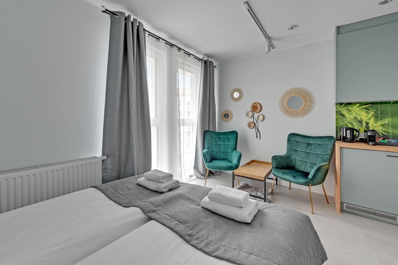 Aura 40 City Center By Downtown Apartments Гданск Екстериор снимка