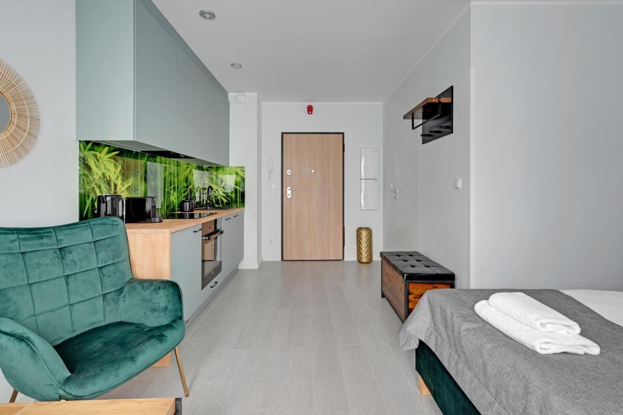 Aura 40 City Center By Downtown Apartments Гданск Екстериор снимка