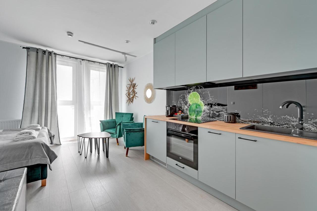 Aura 40 City Center By Downtown Apartments Гданск Екстериор снимка