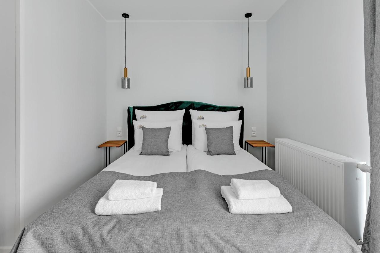 Aura 40 City Center By Downtown Apartments Гданск Екстериор снимка
