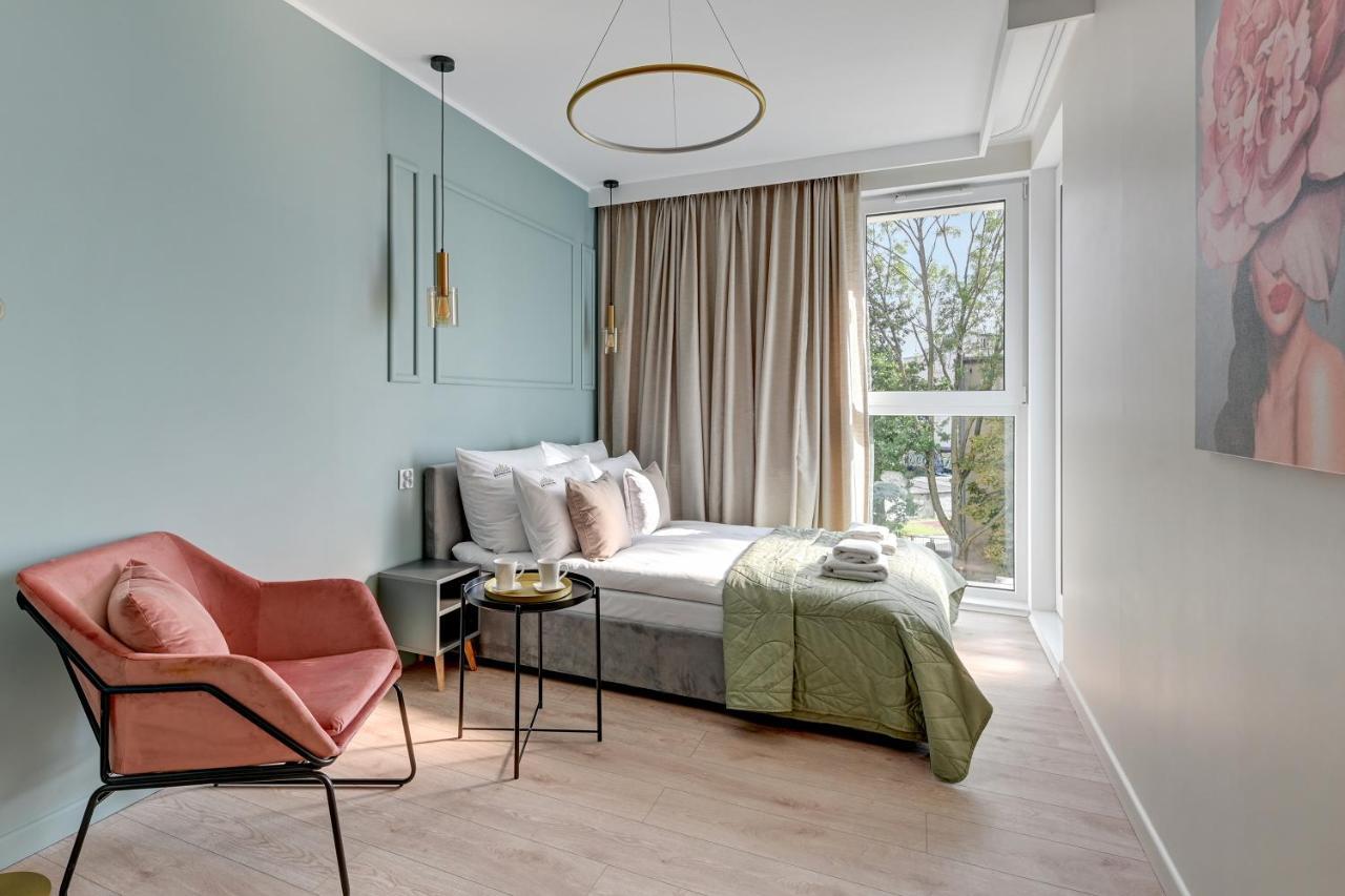 Aura 40 City Center By Downtown Apartments Гданск Екстериор снимка