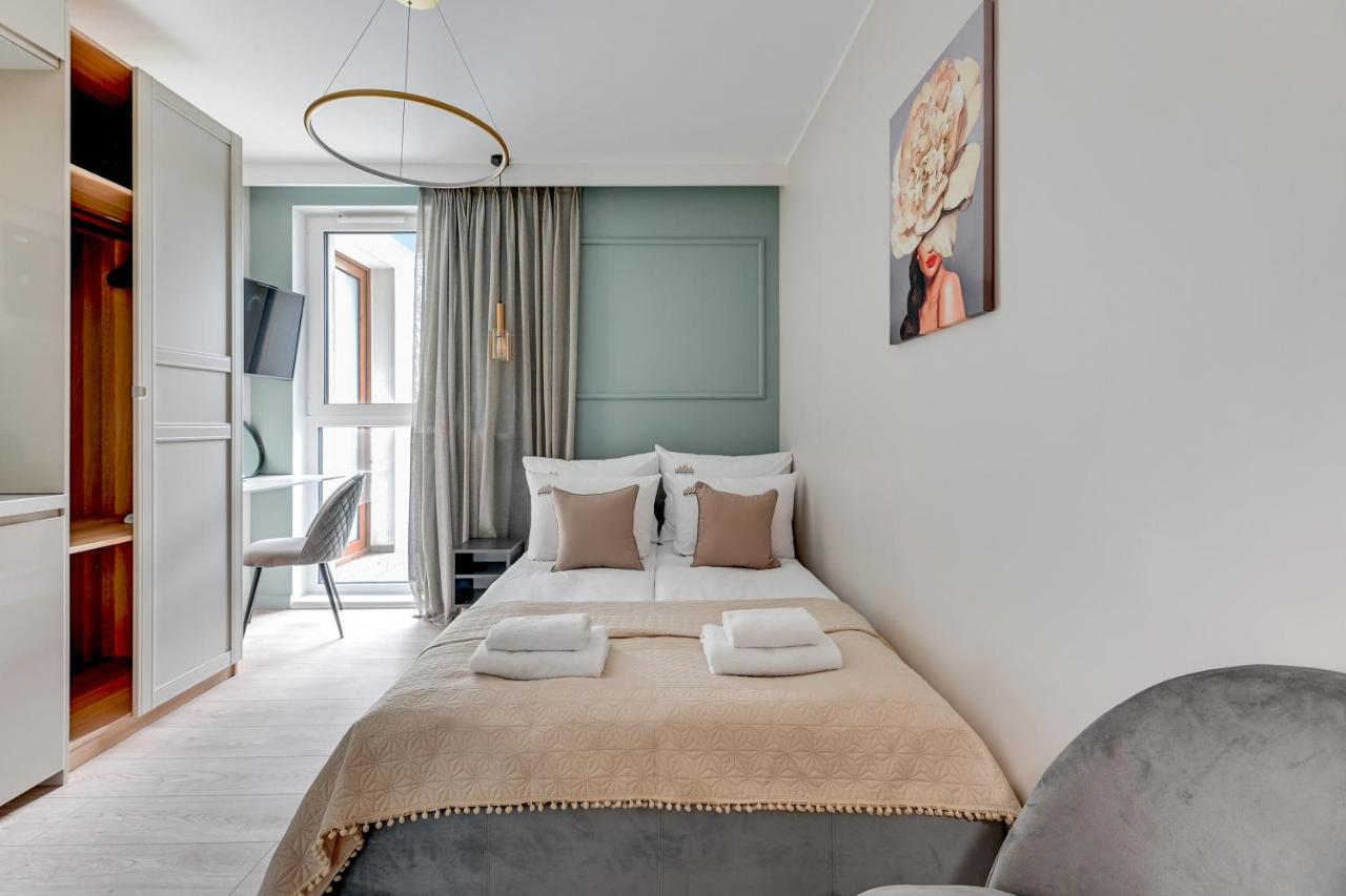 Aura 40 City Center By Downtown Apartments Гданск Екстериор снимка